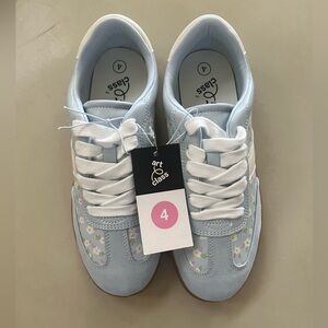 Art Class Pastel Blue Rachel Floral Sneakers